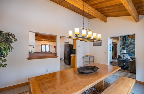 Sunday River Area House | GORGEOUS HOME ACROSS THE STREET FROM THE TRAIL