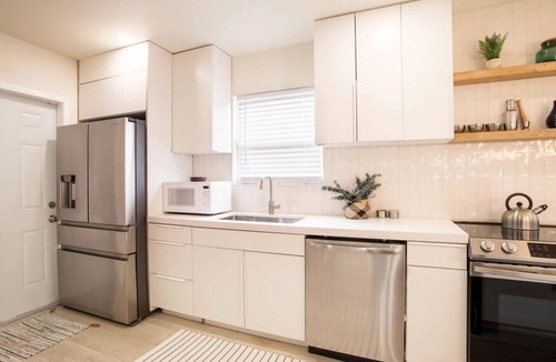 Middle River Terrace House | Gq · The “GQ”- Golf/hot tub/arcade/near downtown!