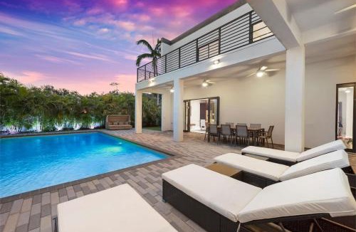 Coral Gables Section Villa | Granada Modern Luxury in Massive Mansion with Heated Pool