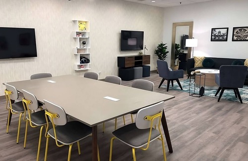 Flagami Hotel | Great for Family Vacation, 2 Amazing Units, Pet Friendly & Free Airport Shuttle