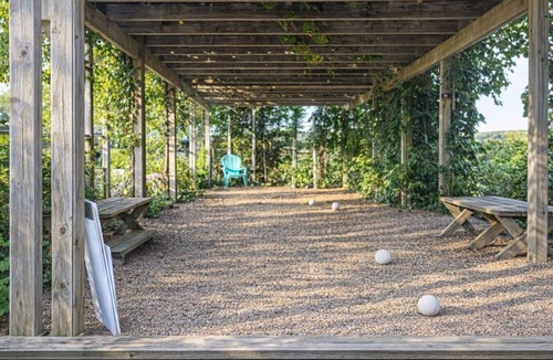South Eliot House | Great for group events, pool parties, and chefs looking to cook for large groups.