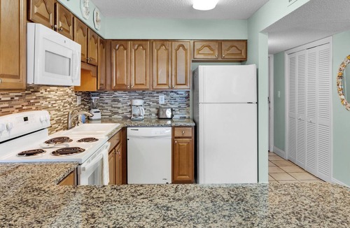 Seagrove Beach Condo | Great Location, Private Beach, Pool, Beach Chairs + Free Attraction Tickets!