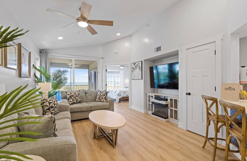 Palm Island Villa | Great Nightly Price! Gorgeous Gulf View Villa B3622A