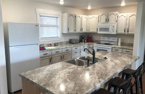 Mountain Home House | Great retreat! Close to lake and marina