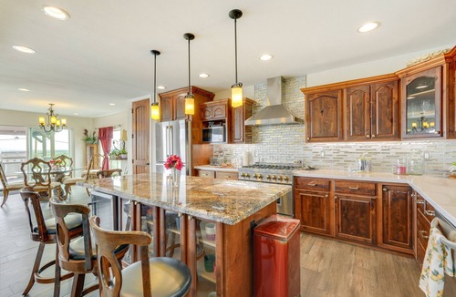 Paradise Valley Village House | Group-Friendly Desert Escape! Putting Green, Pool