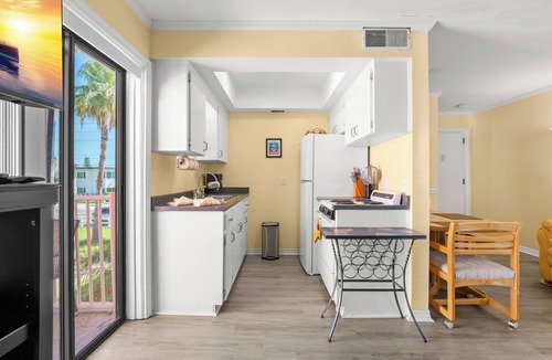 St. Pete Beach Condo | Gulf Winds 508 | Affordable Studio on Upham Beach