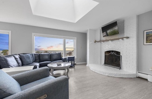 Gloucester House | Gulls Nest