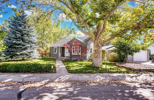 Depot Bench House | #HabitueHomes - The Gathering Place | Dog Friendly