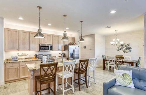 Orange Beach House | Hammock Dunes K | BIG Dogs | Beach Side | Pool | Free Parking | Beach Getaways