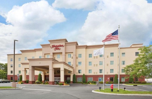 Kingston Hotel | Hampton Inn Kingston