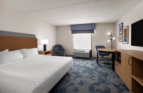Warrenton Hotel | Hampton Inn Warrenton