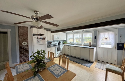 Deep Hole House | Hancock House -Single Family Home - Screened Porch, NO LINENS PROVIDED
