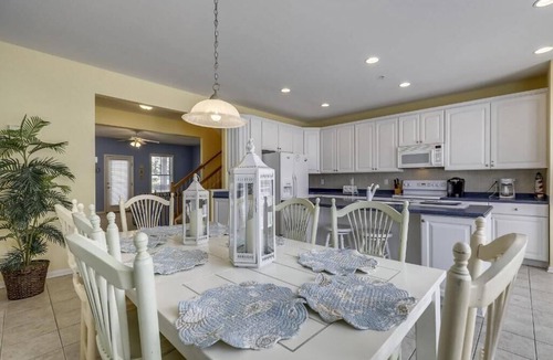 Sunset Island House | Happy Ours at Sunset Island, Prime location for large families, Sun-Sun weeks