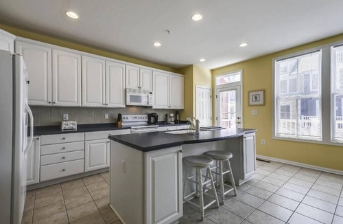Sunset Island House | Happy Ours at Sunset Island, Prime location for large families, Sun-Sun weeks