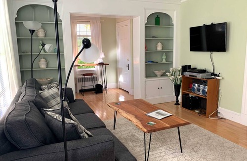 Bar Harbor Apartment | Harbor Breeze A - downstairs duplex in the village of Bar Harbor