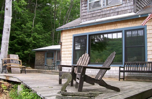 Canaan House | Heaven on Earth, Tranquil, Private 4 Bedroom Waterfront on Goose Pond.