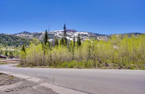 Brian Head House | Hiking & Explore: Brian Head Condo w/Indoor Pool!