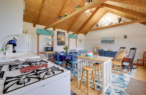 Cherryfield Cottage | Historic Cottage on Horse Farm: FirePit & BBQ