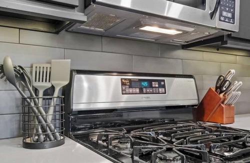 Fayetteville Condo | Hogs Hideaway On Dickson St.