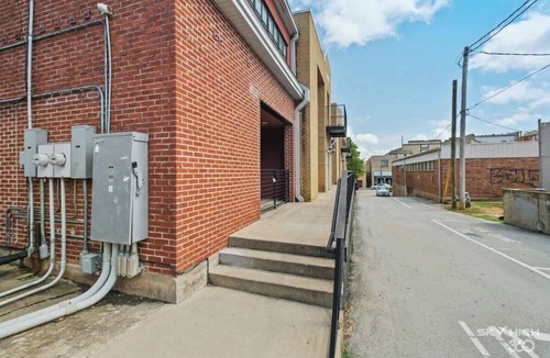 Fayetteville Condo | Hogs Hideaway On Dickson St.