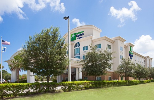 Fort Pierce Hotel | Holiday Inn Express Hotel & Suites Fort Pierce West, an Ihg Hotel