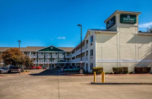 McNeil Hotel | HomeTowne Studios by Red Roof Austin