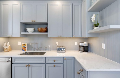 Kennebunk House | Hot Tub! Walk to Dock Square and Gooch's Beach!
