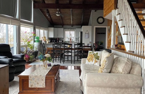 Ashfield-Colborne-Wawanosh Cottage | Huron Hideaway - Lakefront Cottage Hot Tub/Pets