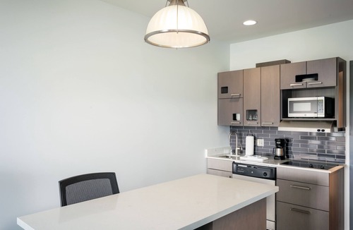 Midtown Anchorage Hotel | Hyatt House Anchorage