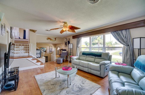 Indian Harbour Beach House | Indian Harbour Beach Home w/Private Pool!