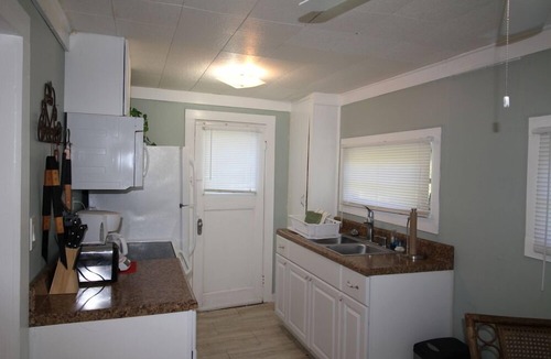 St. Lucie Village Cottage | Indian River Lagoon Waterfront Cottages