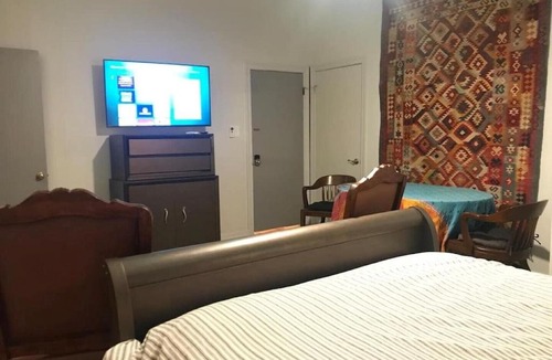 Nassawadox Apartment | Indigo Studio Loft