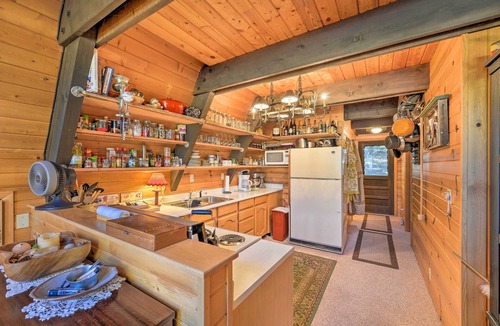 Irwin Cabin | Irwin A-Frame Cabin w/Deck & Mountain Views!