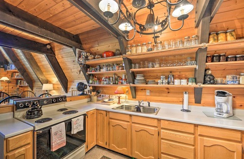 Irwin Cabin | Irwin A-Frame Cabin w/Deck & Mountain Views!