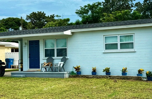 Rivocean House | It's beach time! Enjoy the sunshine!
