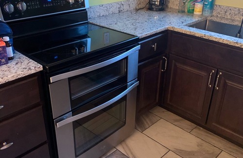 Harrisonburg House | It’s new home located in a quiet location with brand new furniture in.