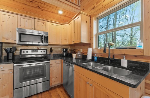 Jasper Cabin | Jasper Cabin w/Hot Tub, Fire Pit & Mountain Views