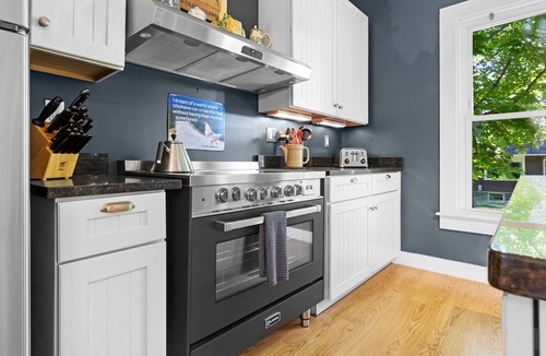 Bar Harbor House | La Maisonette - Historic Renovated 6 BR Downtown Bar Harbor