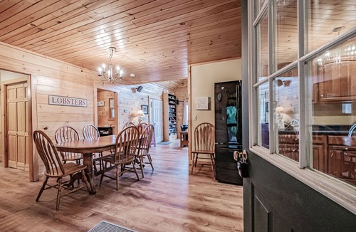 Bethel Ski Chalet | Lake front house in Bethel Maine