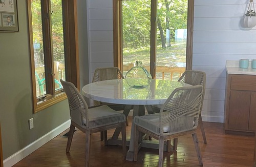 Henderson House | Lake View Retreat on 130 Acres w/Deck, Game Room & Sunset Views