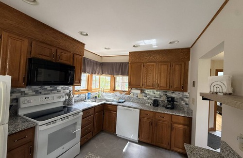 South Down Shores Condo | Lake Winnipesaukee, Gated Community, Family Friendly, Beach Access, Mountains