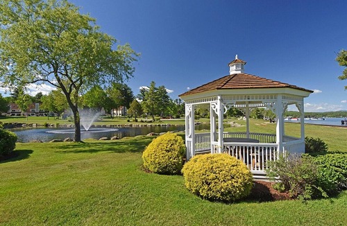 South Down Shores Condo | Lake Winnipesaukee, Gated Community, Family Friendly, Beach Access, Mountains