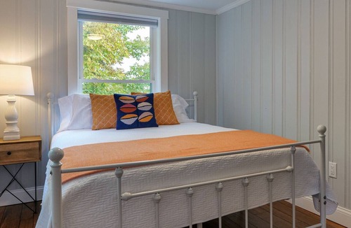 Dedham Cabin | Lakefront home: beach + screened porch near Acadia