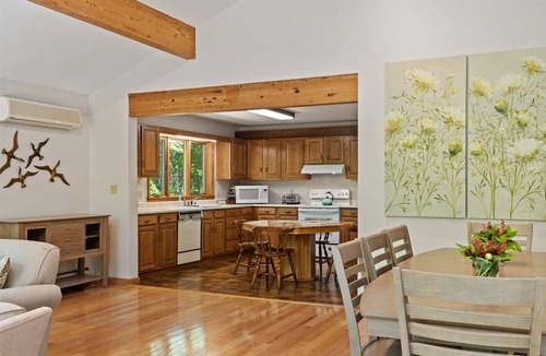 Lyman House | Lakeside Elegance: Newly Renovated Retreat on Kennebunk Pond