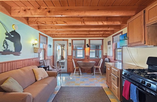 Dover-Foxcroft Cottage | Lakeside Living (Waterfront on Sebec Lake!)