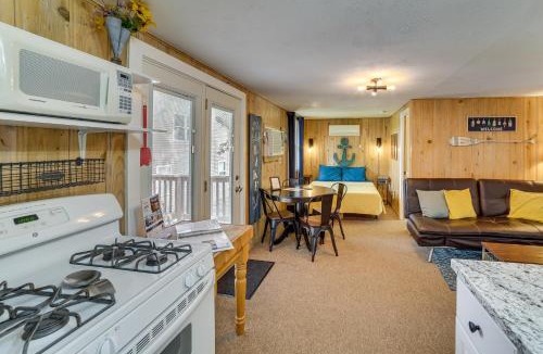 Kimberling City House | Lakeside Reeds Spring Home w/Deck & Pool Access!