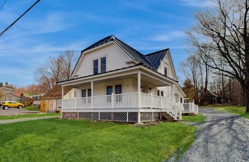 Greenville Junction House | Lakeview Getaway - Trailer Parking, Walk to Ramp, Dogs Welcome & High-Speed WiFi
