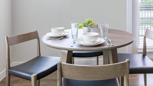 Albany Apartment | Landing Apartments - Park South