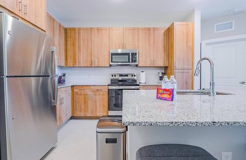 Interchange Square Apartment | Landing | Beautiful 2BD, Gym, Pool