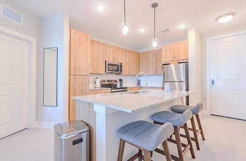 Interchange Square Apartment | Landing | Chic 2BD, Pool, Gym